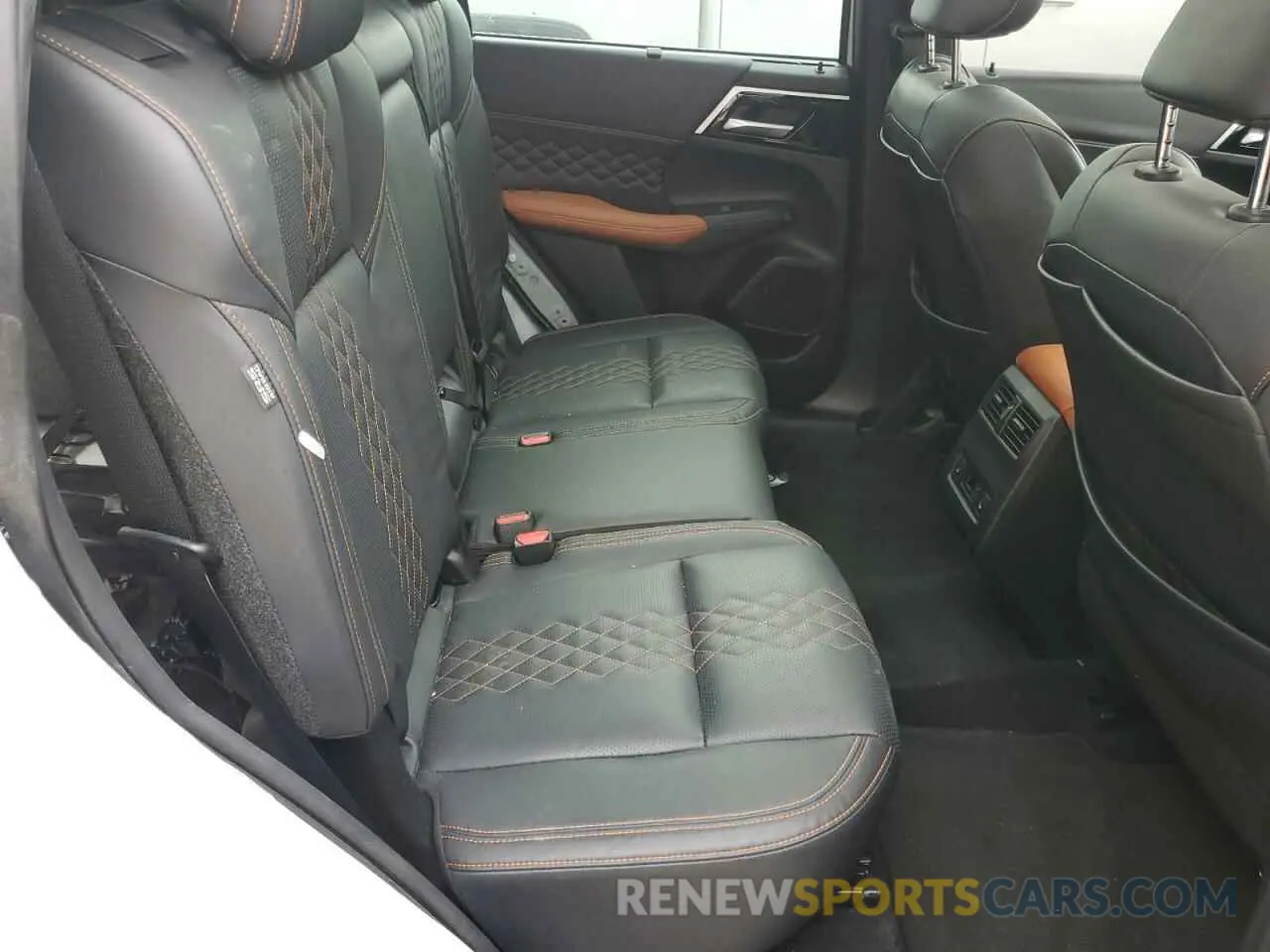 11 Фотография поврежденного автомобиля JA4J4VA8XPZ040631 MITSUBISHI OUTLANDER 2023