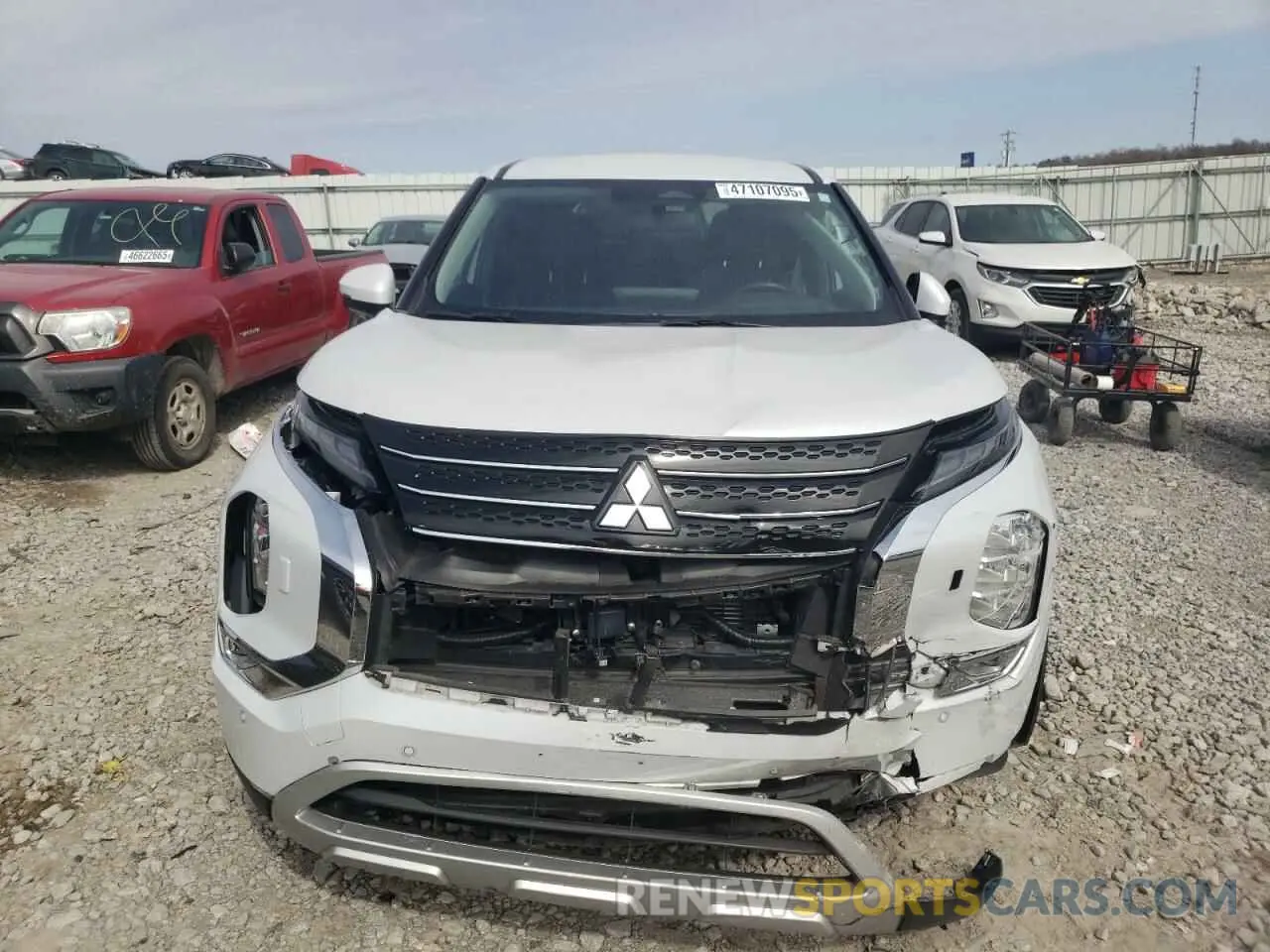 5 Фотография поврежденного автомобиля JA4T5UA97PZ040093 MITSUBISHI OUTLANDER 2023