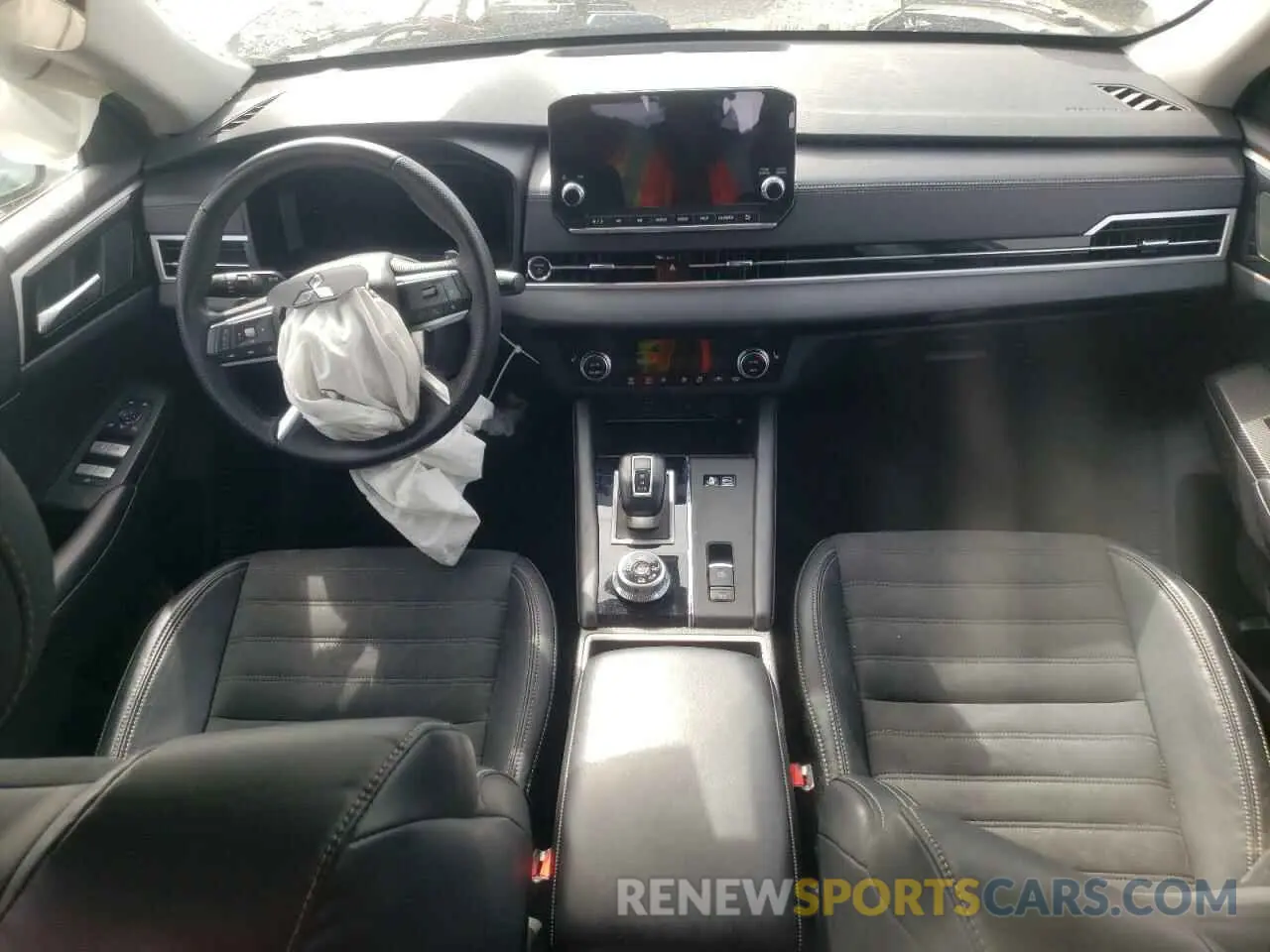 8 Фотография поврежденного автомобиля JA4T5UA97PZ040093 MITSUBISHI OUTLANDER 2023