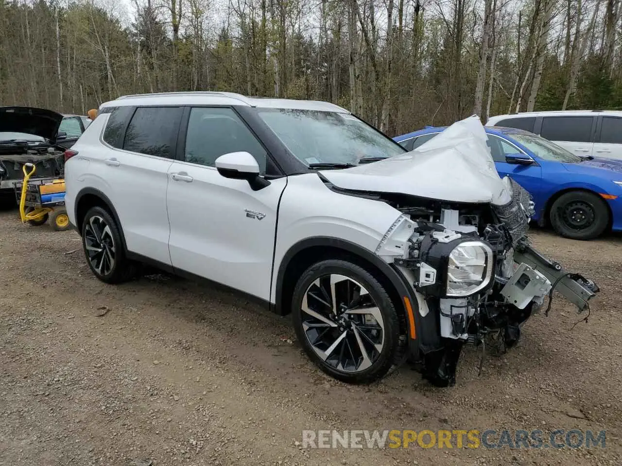 4 Photograph of a damaged car JA4T5UA97PZ618998 MITSUBISHI OUTLANDER 2023
