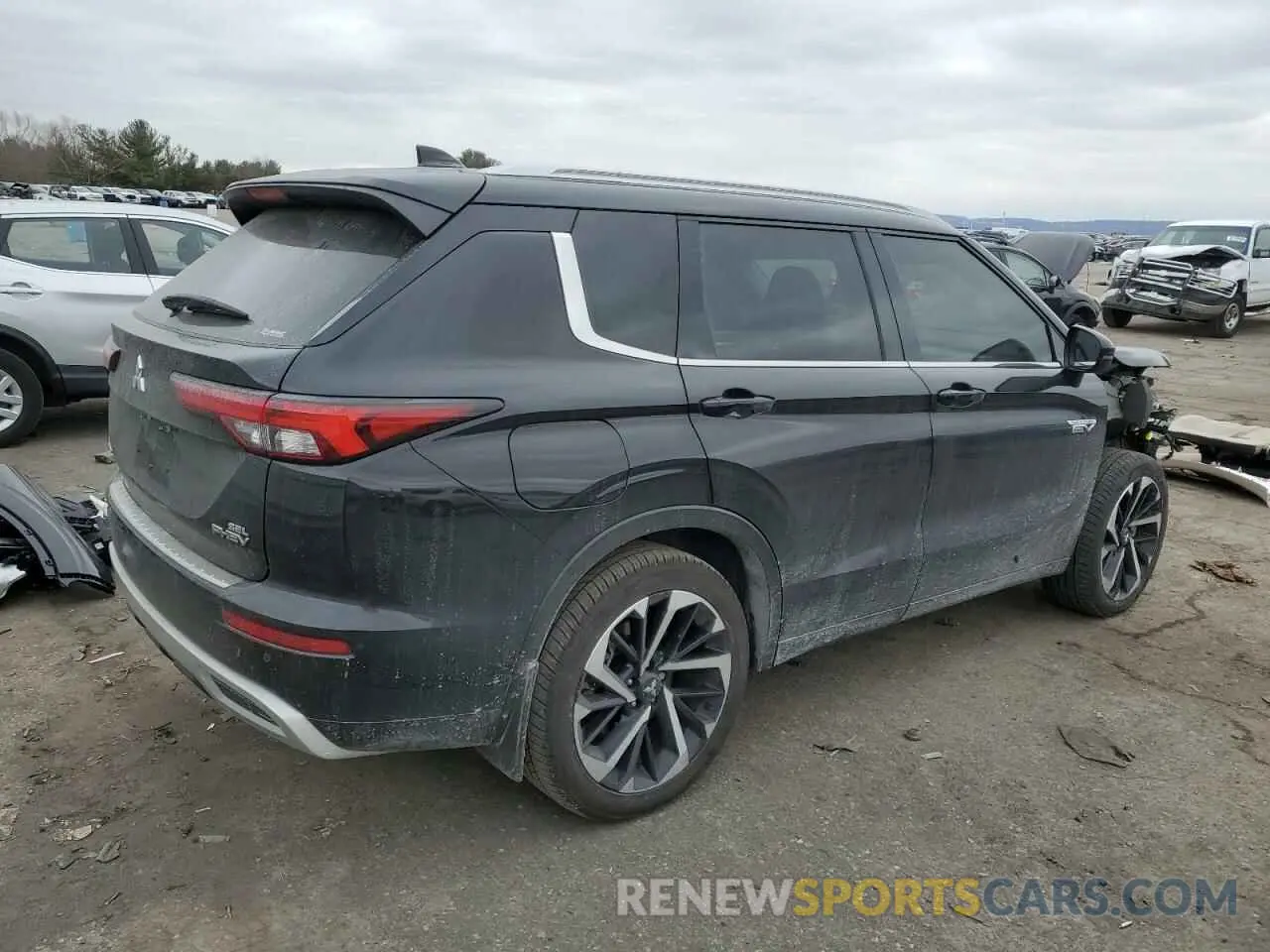 3 Фотография поврежденного автомобиля JA4T5VA92PZ029881 MITSUBISHI OUTLANDER 2023