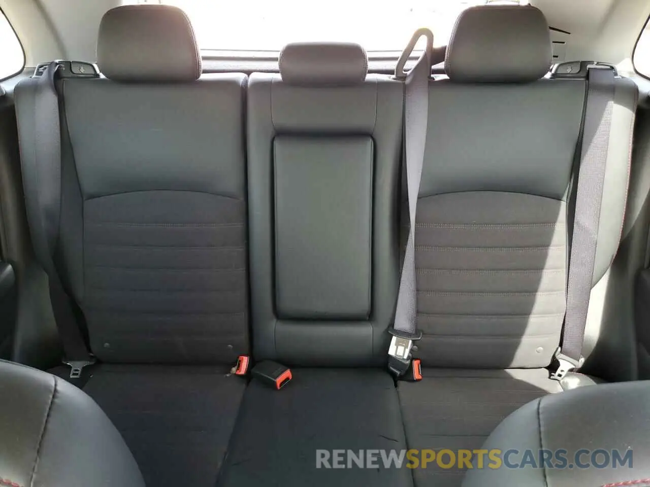 10 Фотография поврежденного автомобиля JA4ARUAU0RU012359 MITSUBISHI OUTLANDER 2024