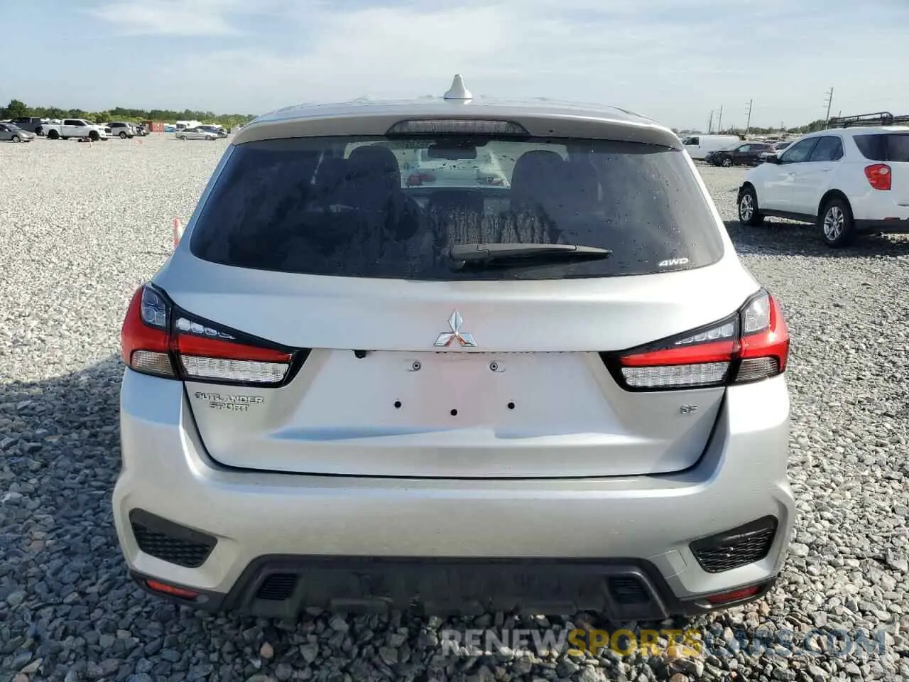 6 Фотография поврежденного автомобиля JA4ARUAU2RU019233 MITSUBISHI OUTLANDER 2024