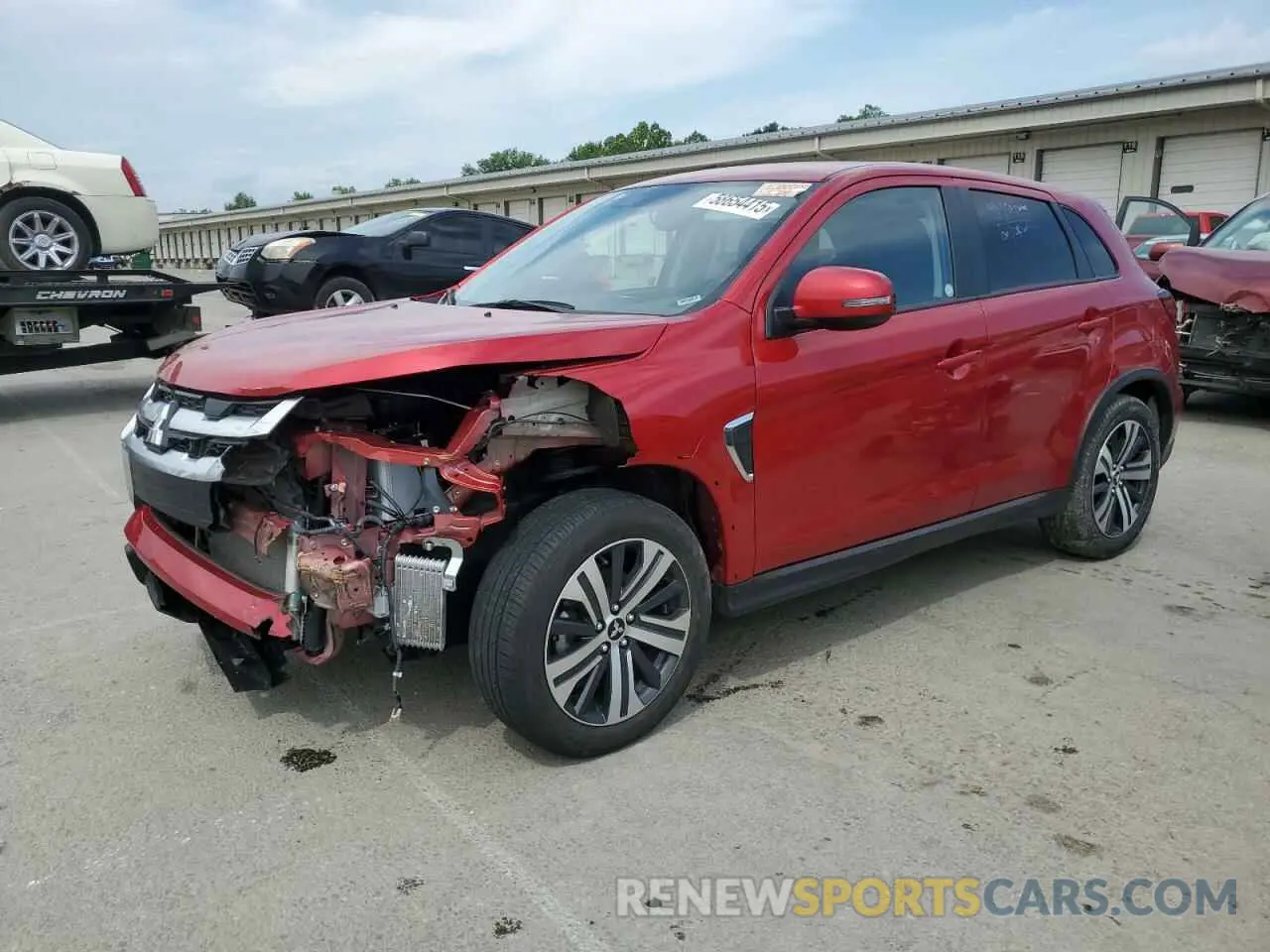 1 Photograph of a damaged car JA4ARUAU3RU002313 MITSUBISHI OUTLANDER 2024