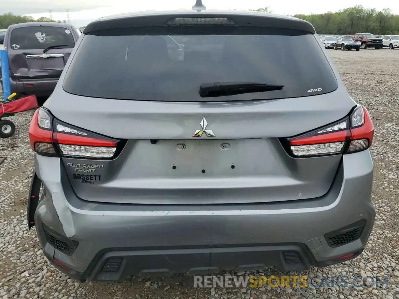 6 Photograph of a damaged car JA4ARUAU4RU006872 MITSUBISHI OUTLANDER 2024