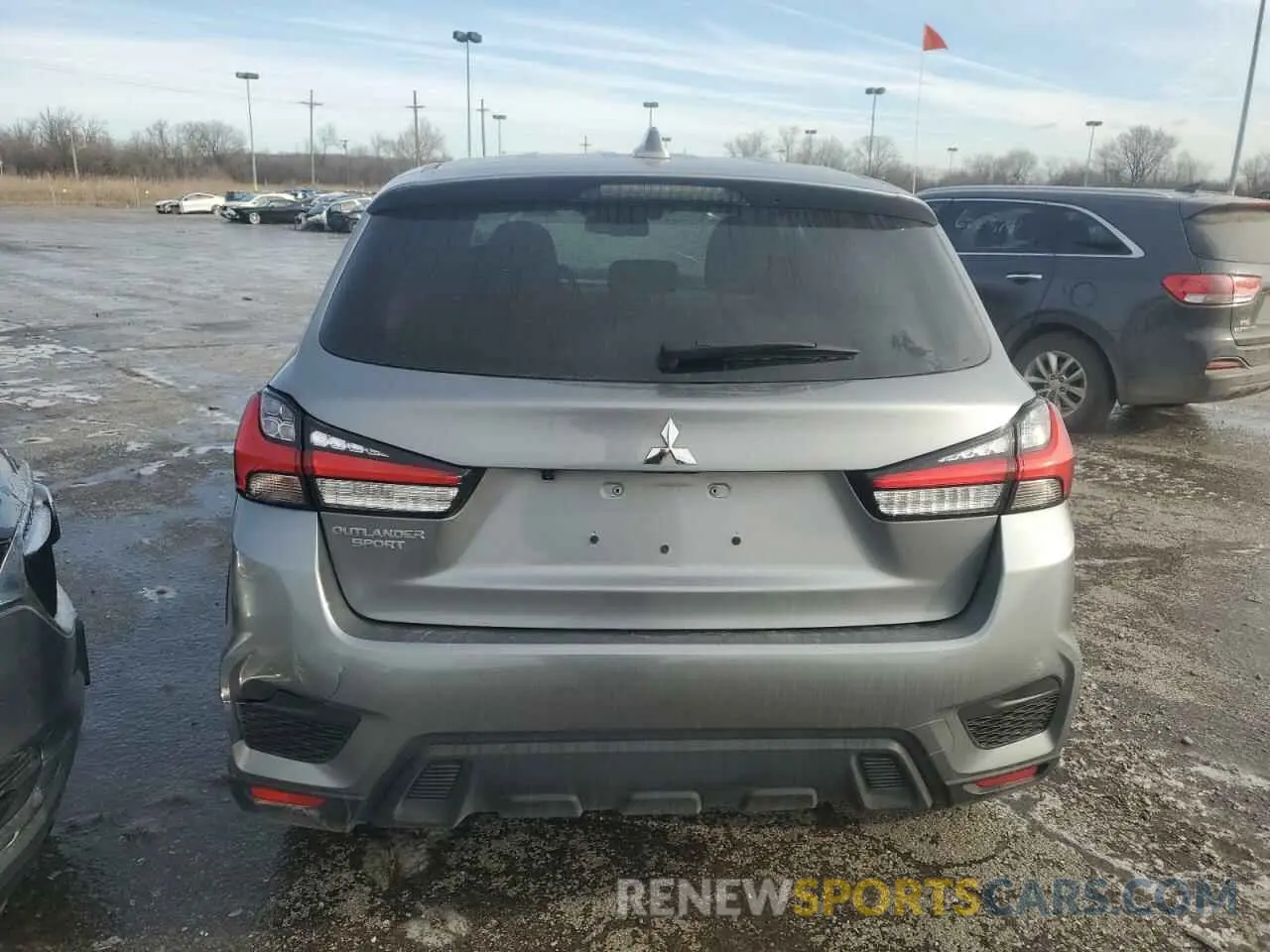 6 Фотография поврежденного автомобиля JA4ARUAU6RU001527 MITSUBISHI OUTLANDER 2024