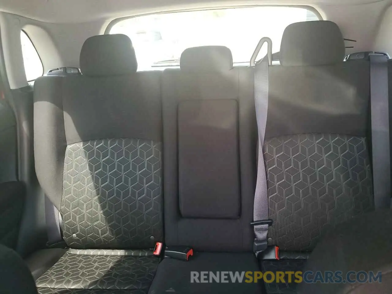 10 Фотография поврежденного автомобиля JA4ARUAU6RU002340 MITSUBISHI OUTLANDER 2024