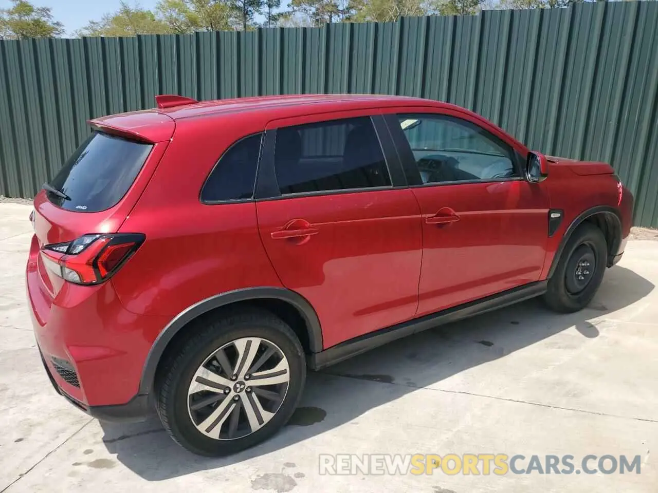 3 Фотография поврежденного автомобиля JA4ARUAU6RU002340 MITSUBISHI OUTLANDER 2024