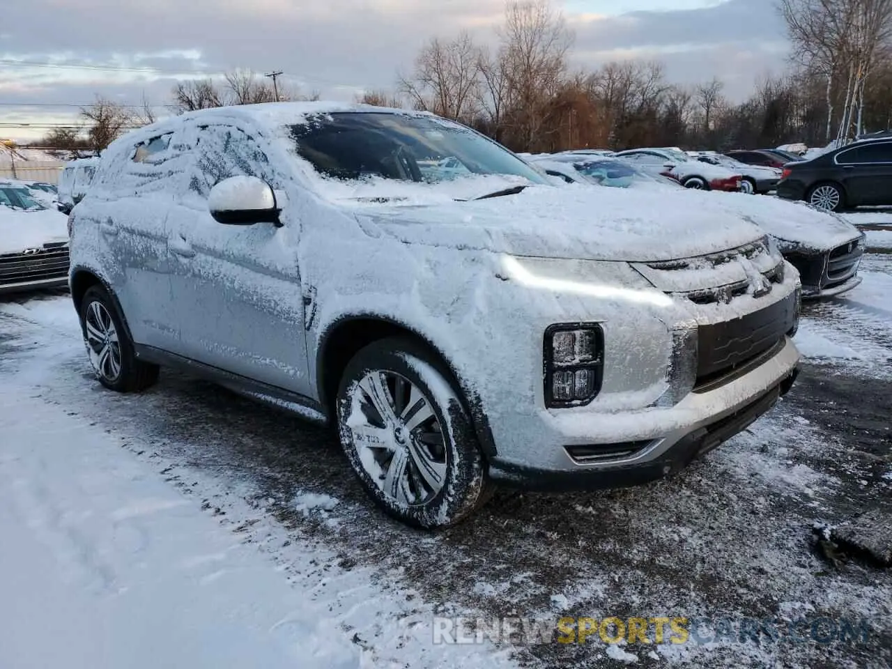 4 Фотография поврежденного автомобиля JA4ARUAUXRU009792 MITSUBISHI OUTLANDER 2024