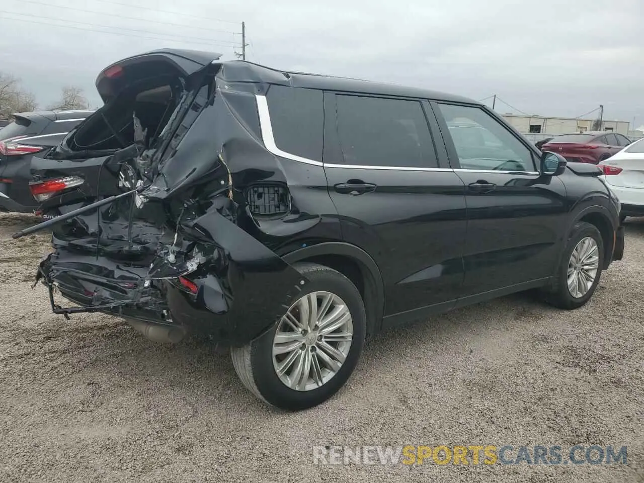 3 Фотография поврежденного автомобиля JA4J3UA85RZ026247 MITSUBISHI OUTLANDER 2024