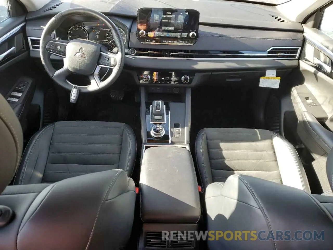 8 Фотография поврежденного автомобиля JA4J3VA80RZ022113 MITSUBISHI OUTLANDER 2024