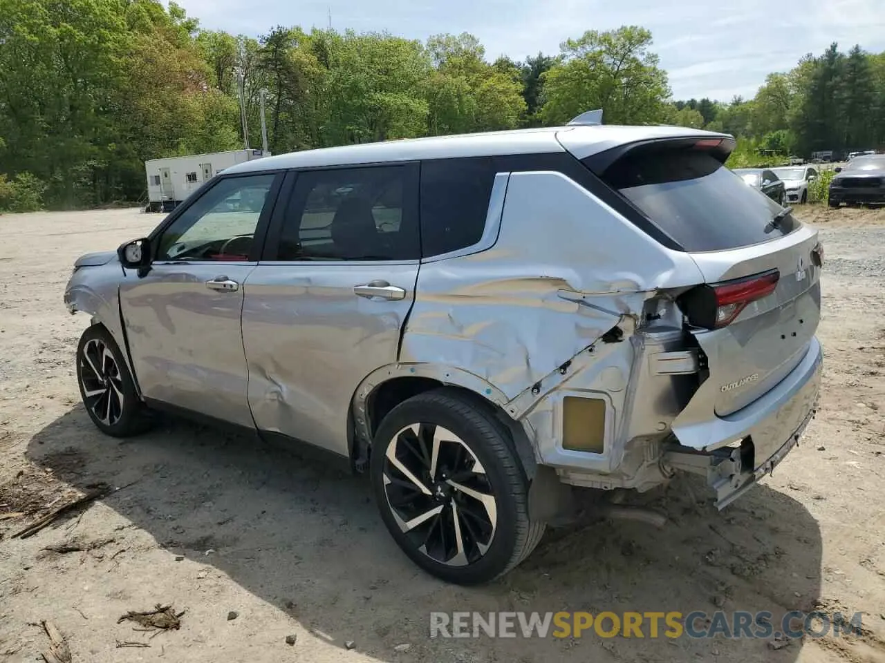 2 Photograph of a damaged car JA4J3VA80RZ049103 MITSUBISHI OUTLANDER 2024