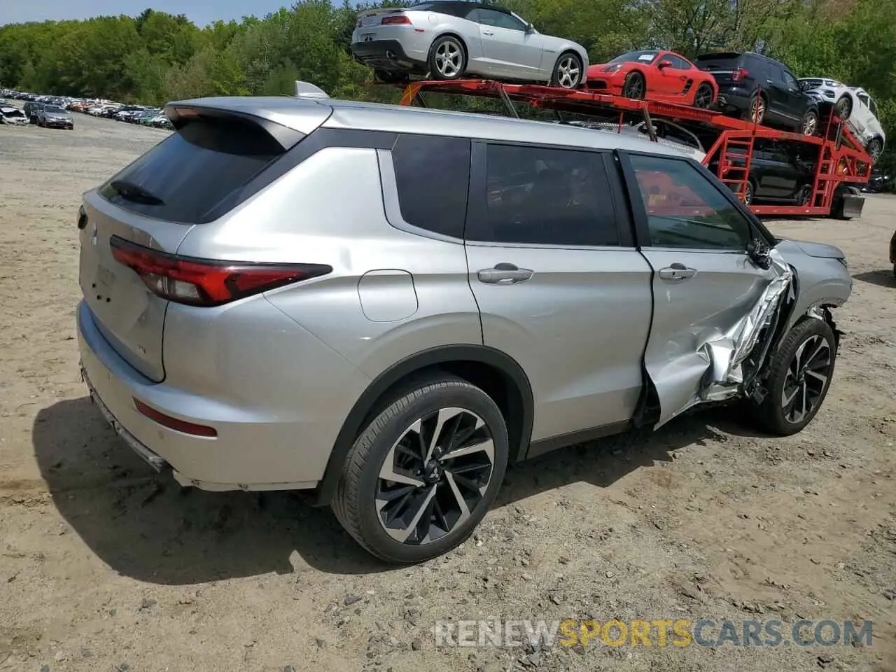 3 Photograph of a damaged car JA4J3VA80RZ049103 MITSUBISHI OUTLANDER 2024