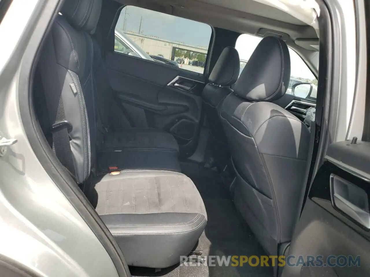 11 Photograph of a damaged car JA4J3VA81RZ007605 MITSUBISHI OUTLANDER 2024