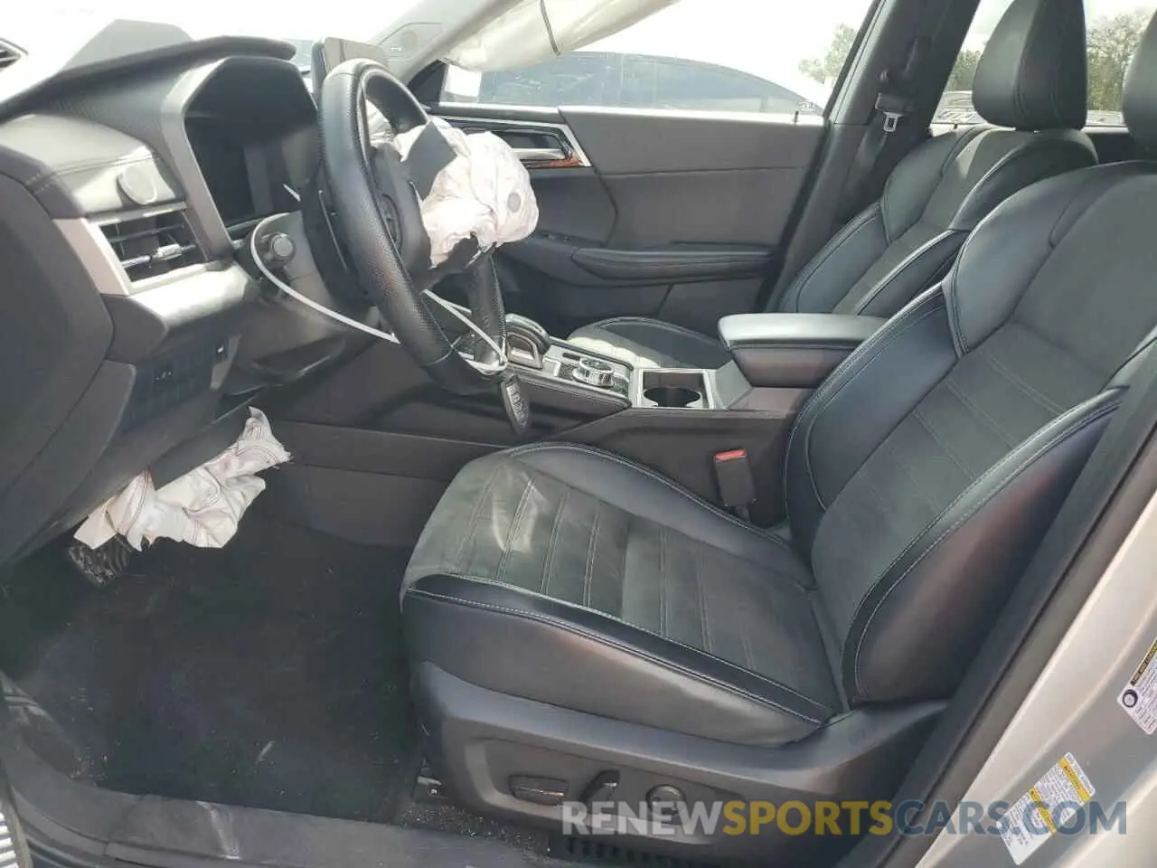 7 Photograph of a damaged car JA4J3VA81RZ007605 MITSUBISHI OUTLANDER 2024