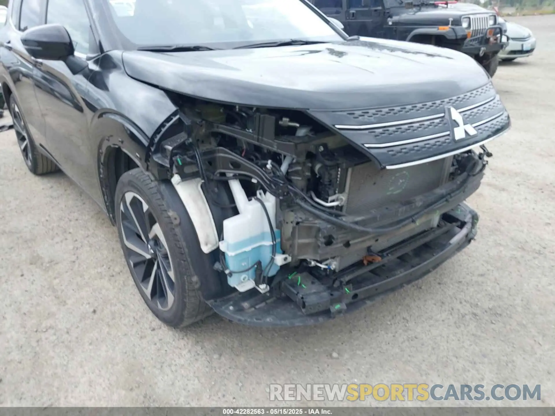 19 Фотография поврежденного автомобиля JA4J3VA81RZ046615 MITSUBISHI OUTLANDER 2024