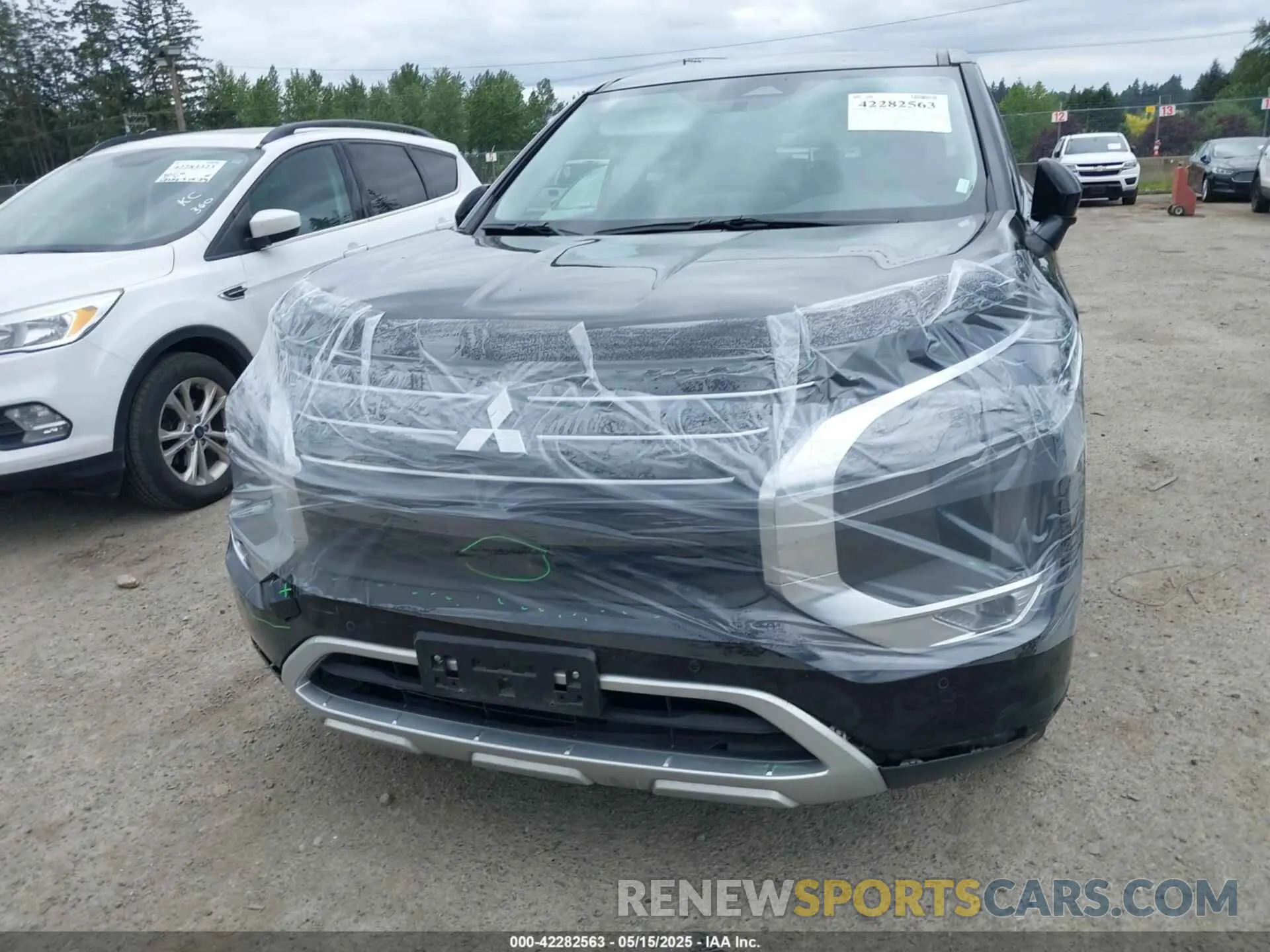 22 Фотография поврежденного автомобиля JA4J3VA81RZ046615 MITSUBISHI OUTLANDER 2024