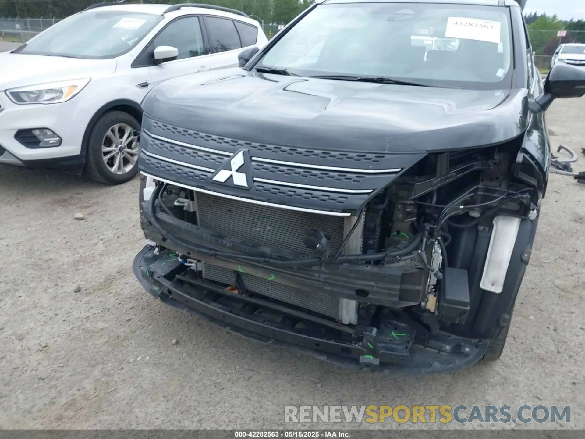 6 Фотография поврежденного автомобиля JA4J3VA81RZ046615 MITSUBISHI OUTLANDER 2024