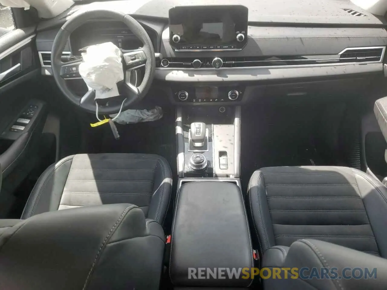 8 Photograph of a damaged car JA4J3VA86RZ017028 MITSUBISHI OUTLANDER 2024