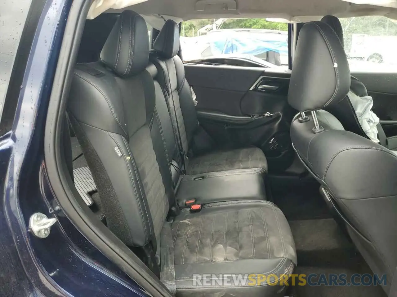 11 Photograph of a damaged car JA4J3VA87RZ013926 MITSUBISHI OUTLANDER 2024