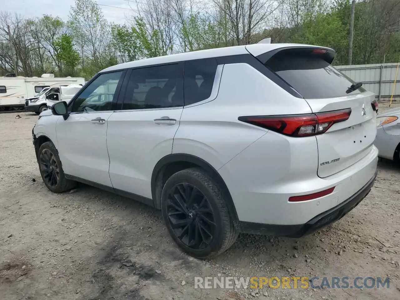 2 Фотография поврежденного автомобиля JA4J3VA87RZ022609 MITSUBISHI OUTLANDER 2024
