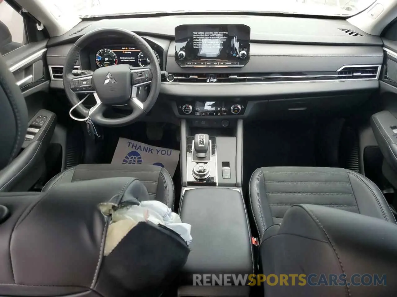 8 Фотография поврежденного автомобиля JA4J3VA87RZ072037 MITSUBISHI OUTLANDER 2024