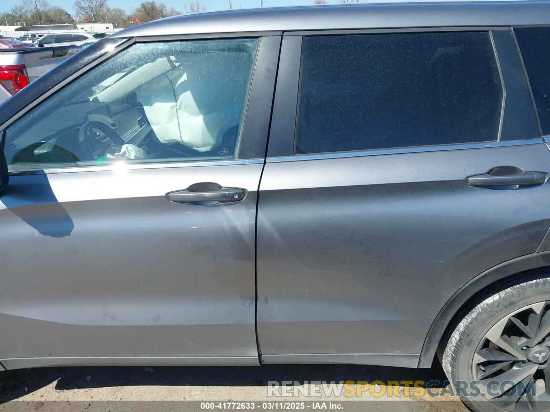 14 Фотография поврежденного автомобиля JA4J3VA88RZ048197 MITSUBISHI OUTLANDER 2024