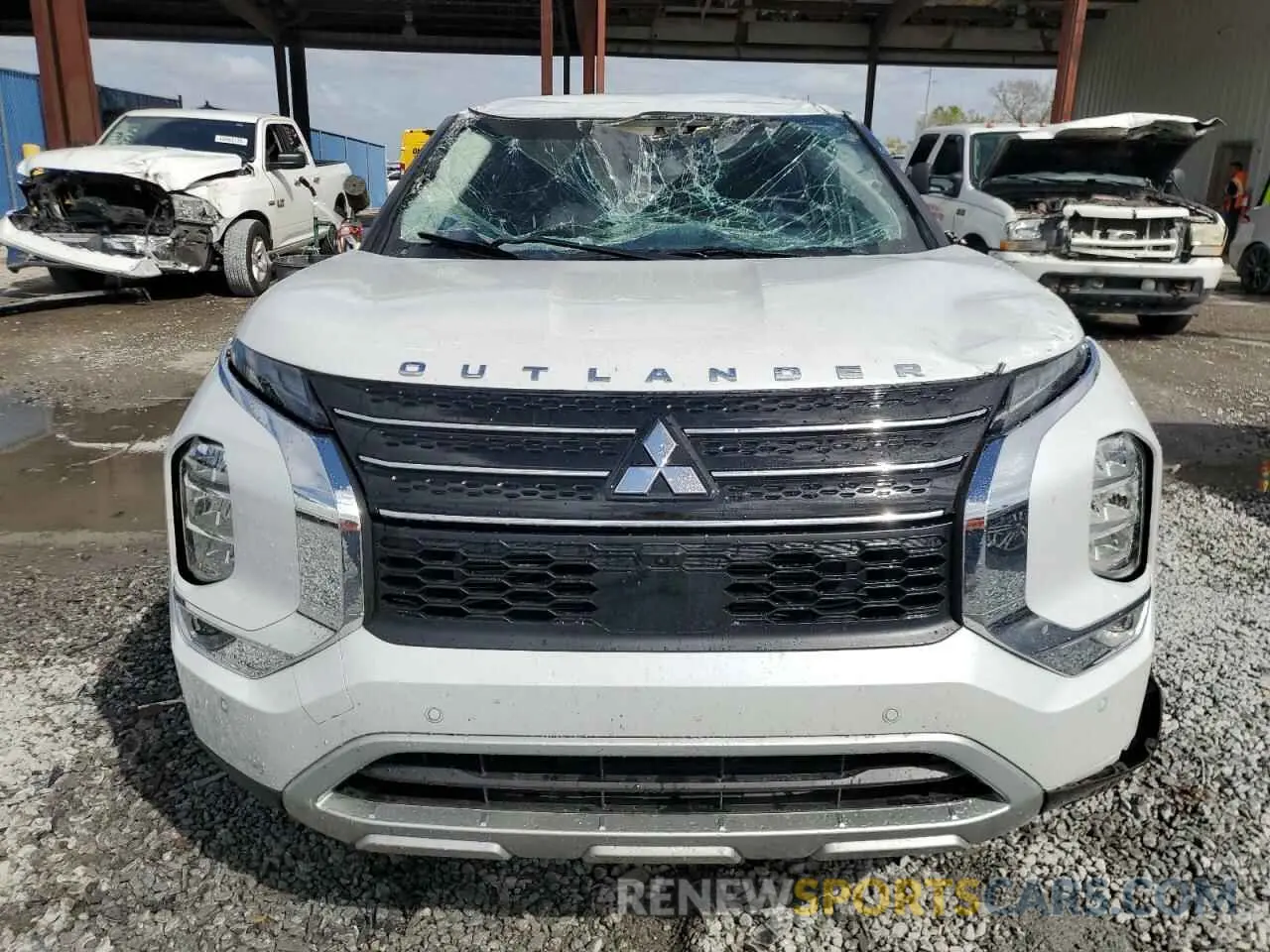 5 Фотография поврежденного автомобиля JA4J3VA88RZ082754 MITSUBISHI OUTLANDER 2024