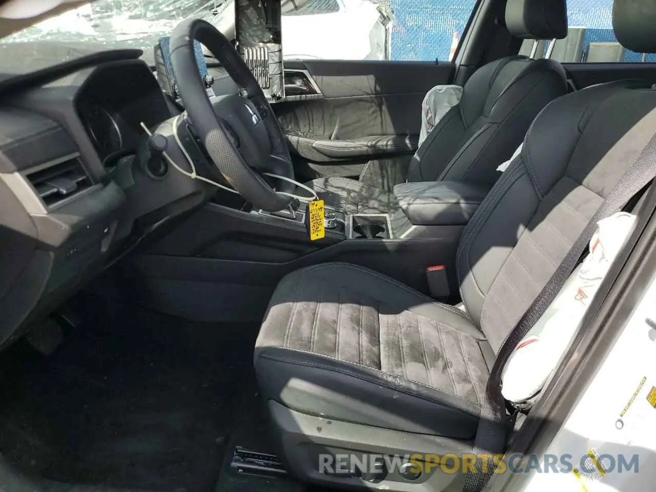 7 Фотография поврежденного автомобиля JA4J3VA88RZ082754 MITSUBISHI OUTLANDER 2024