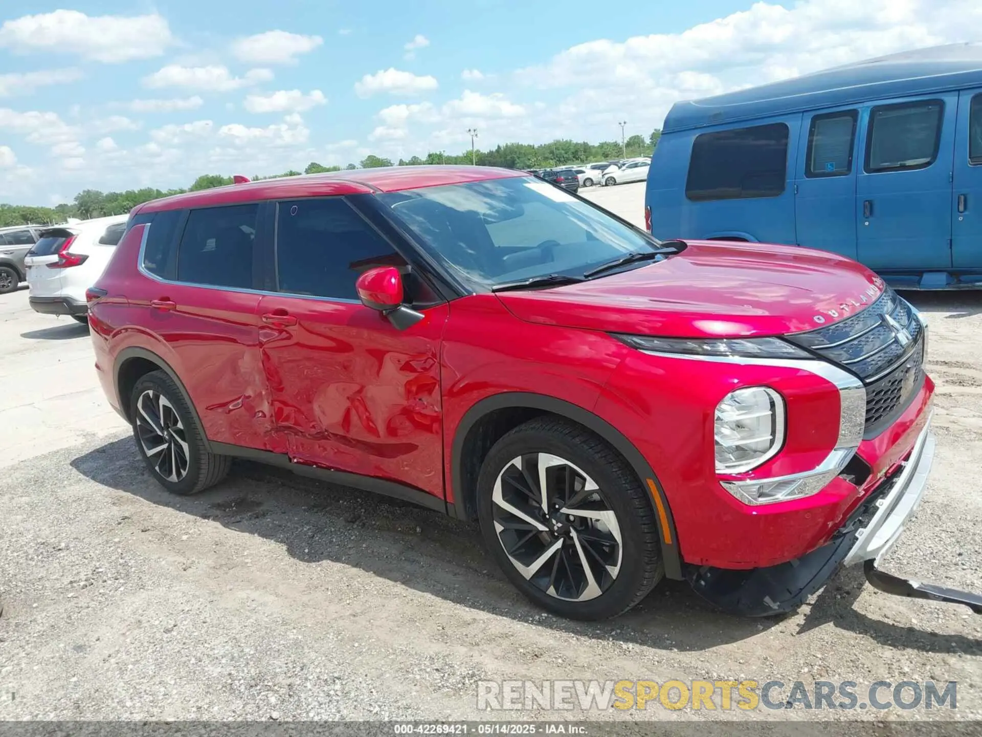 13 Photograph of a damaged car JA4J3VA8XRZ085123 MITSUBISHI OUTLANDER 2024