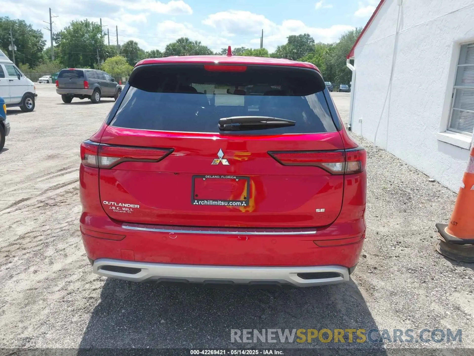 16 Photograph of a damaged car JA4J3VA8XRZ085123 MITSUBISHI OUTLANDER 2024