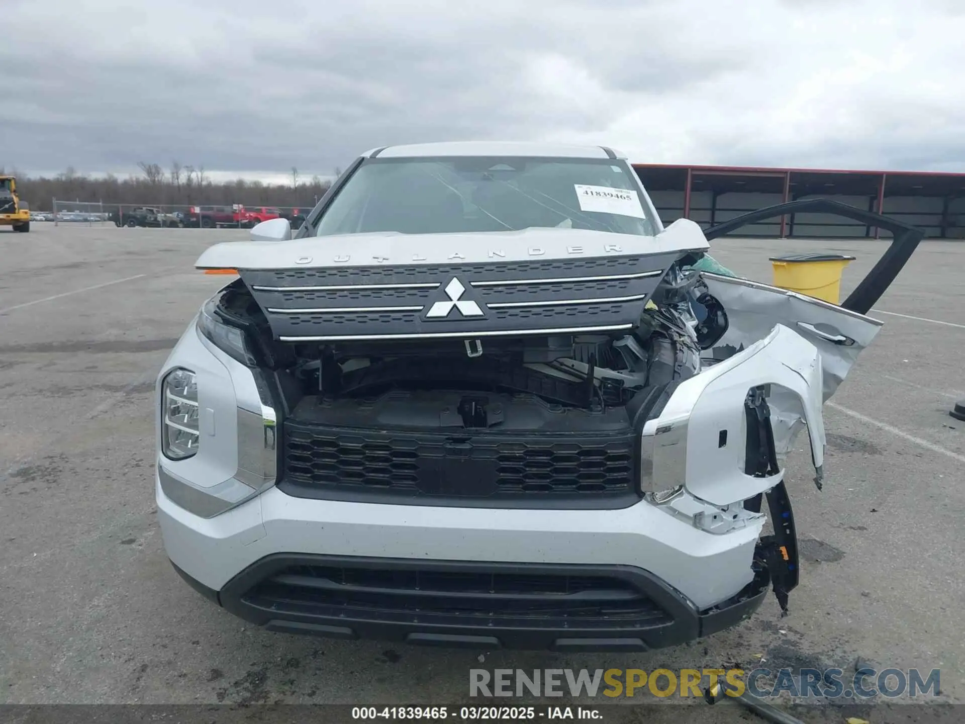 12 Фотография поврежденного автомобиля JA4J4UA80RZ003200 MITSUBISHI OUTLANDER 2024