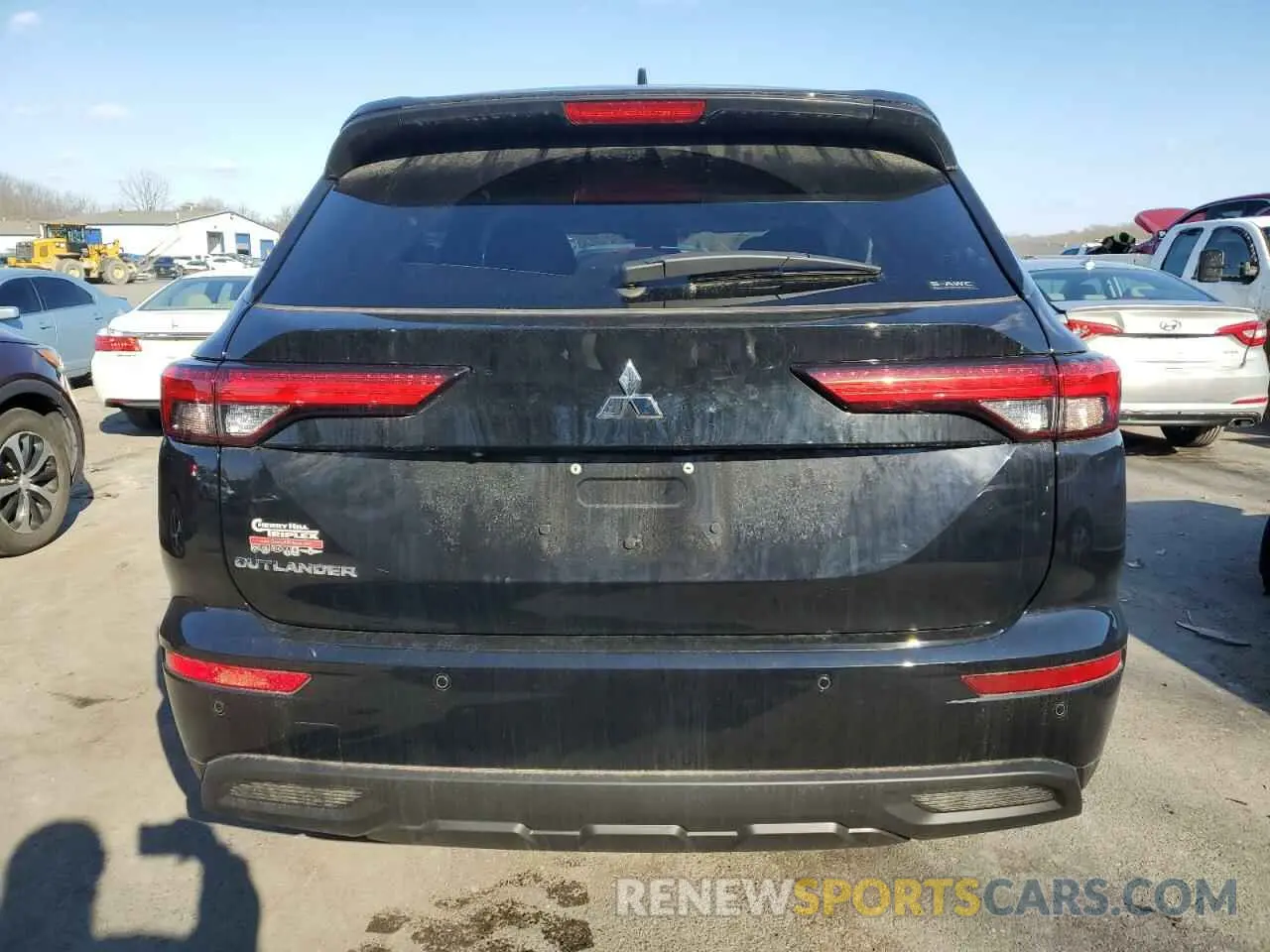 6 Photograph of a damaged car JA4J4UA84RZ018542 MITSUBISHI OUTLANDER 2024