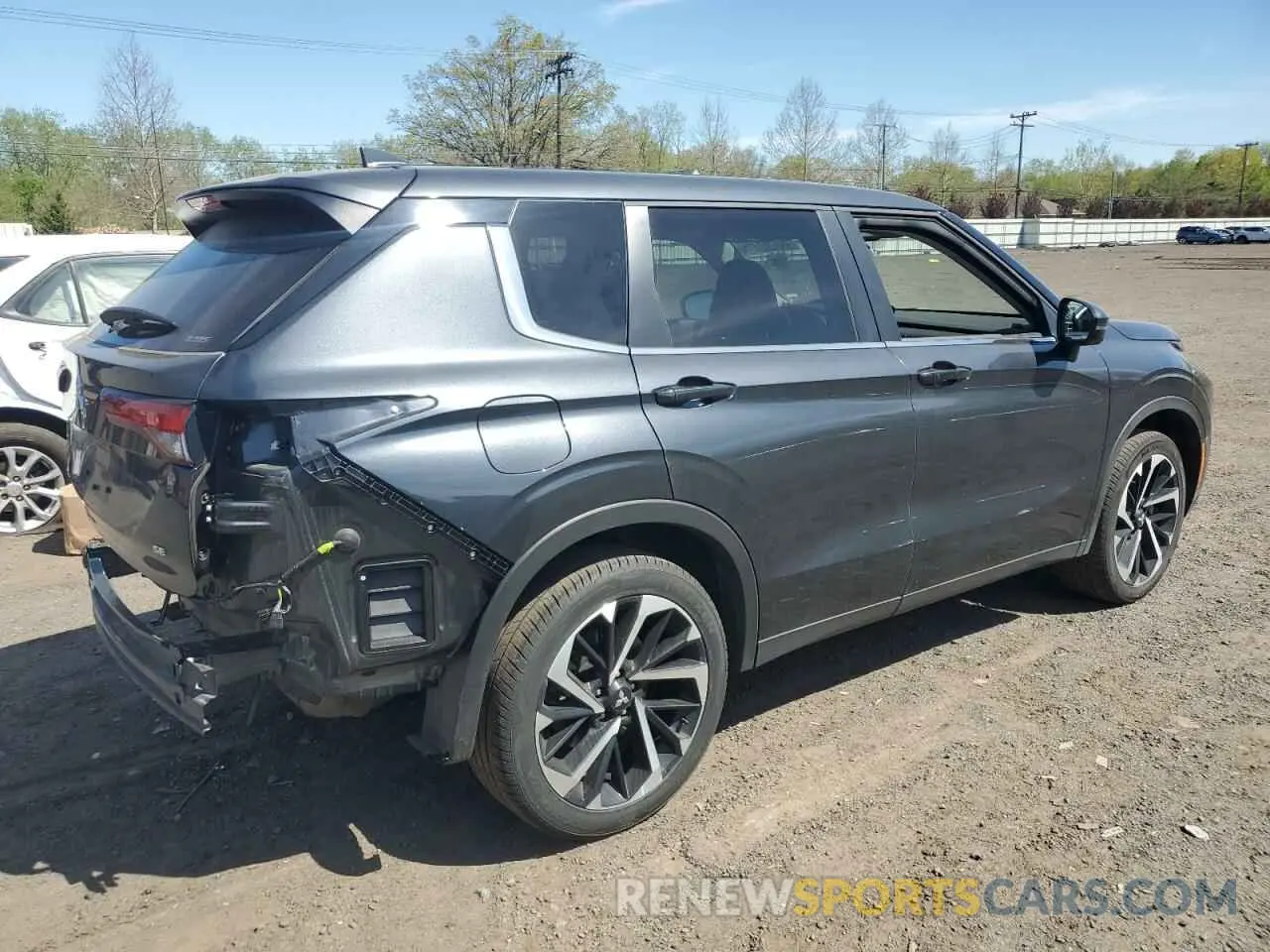 3 Photograph of a damaged car JA4J4VA81RZ077151 MITSUBISHI OUTLANDER 2024
