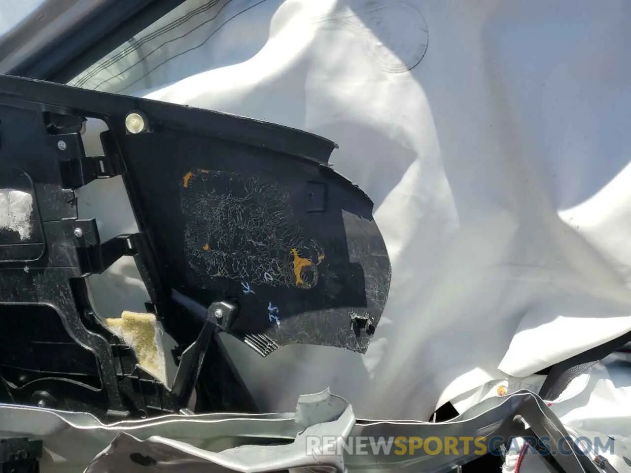 7 Photograph of a damaged car JA4J4VA81RZ085721 MITSUBISHI OUTLANDER 2024