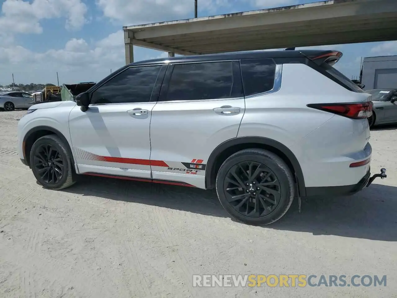 2 Photograph of a damaged car JA4J4VA81RZ087047 MITSUBISHI OUTLANDER 2024
