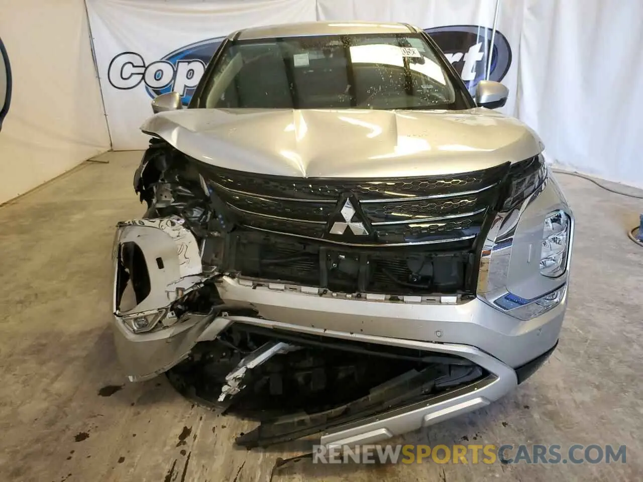 5 Photograph of a damaged car JA4J4VA82RZ044529 MITSUBISHI OUTLANDER 2024