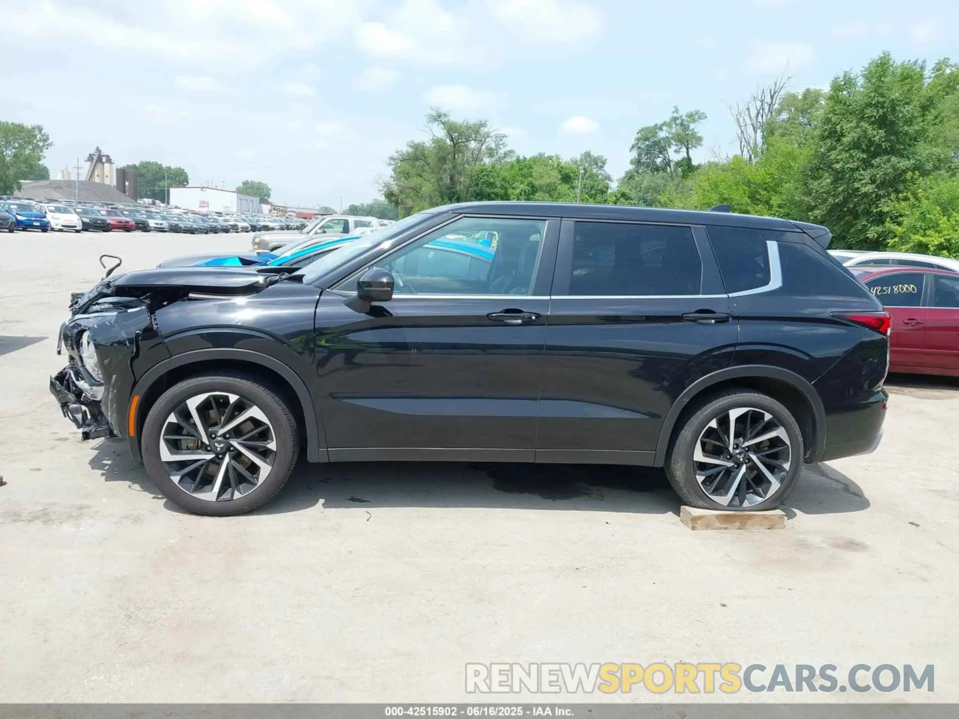 15 Фотография поврежденного автомобиля JA4J4VA83RZ014181 MITSUBISHI OUTLANDER 2024