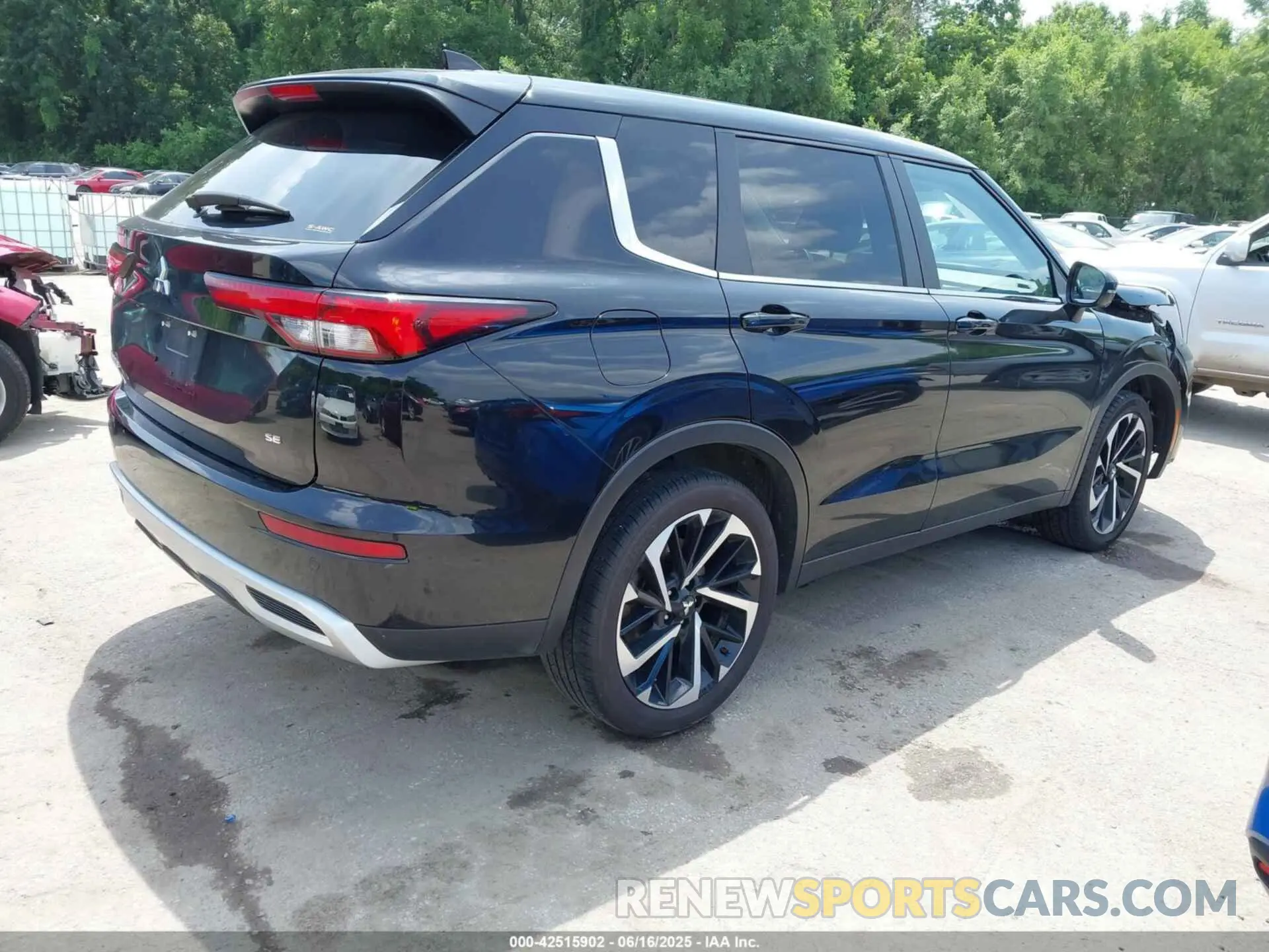 4 Фотография поврежденного автомобиля JA4J4VA83RZ014181 MITSUBISHI OUTLANDER 2024