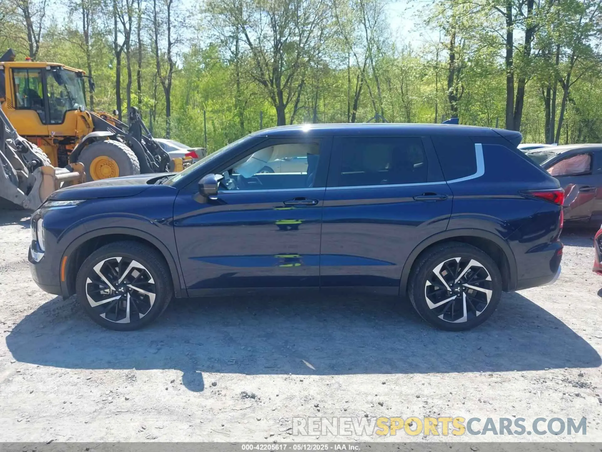 14 Фотография поврежденного автомобиля JA4J4VA83RZ042854 MITSUBISHI OUTLANDER 2024