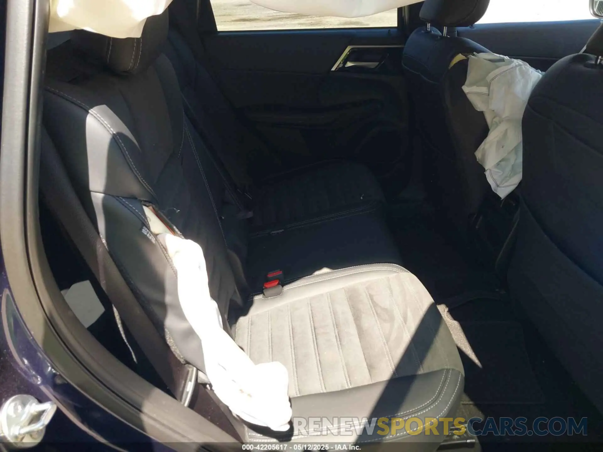 8 Фотография поврежденного автомобиля JA4J4VA83RZ042854 MITSUBISHI OUTLANDER 2024
