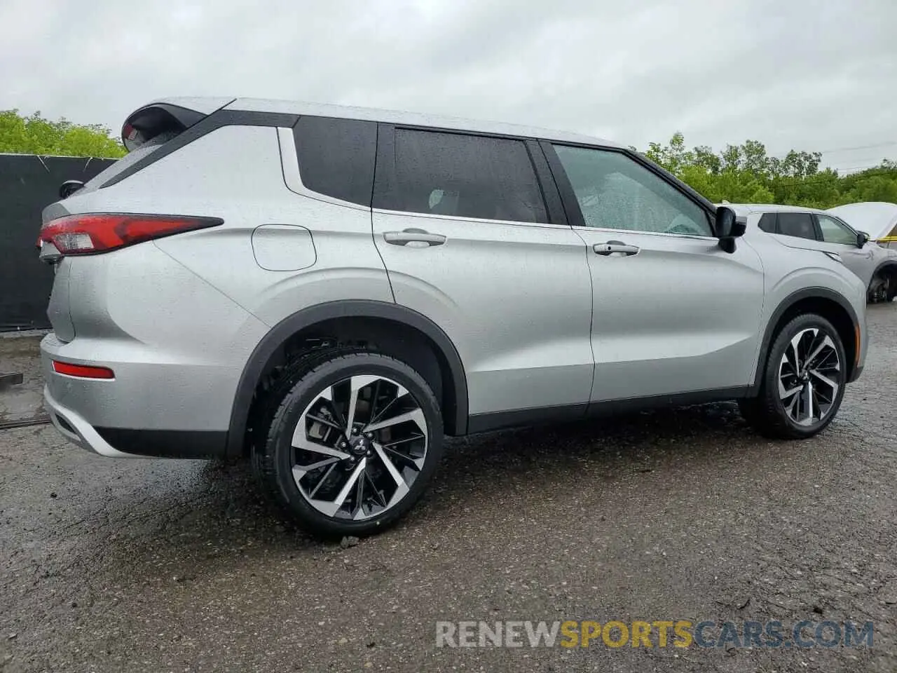 3 Photograph of a damaged car JA4J4VA83RZ085025 MITSUBISHI OUTLANDER 2024