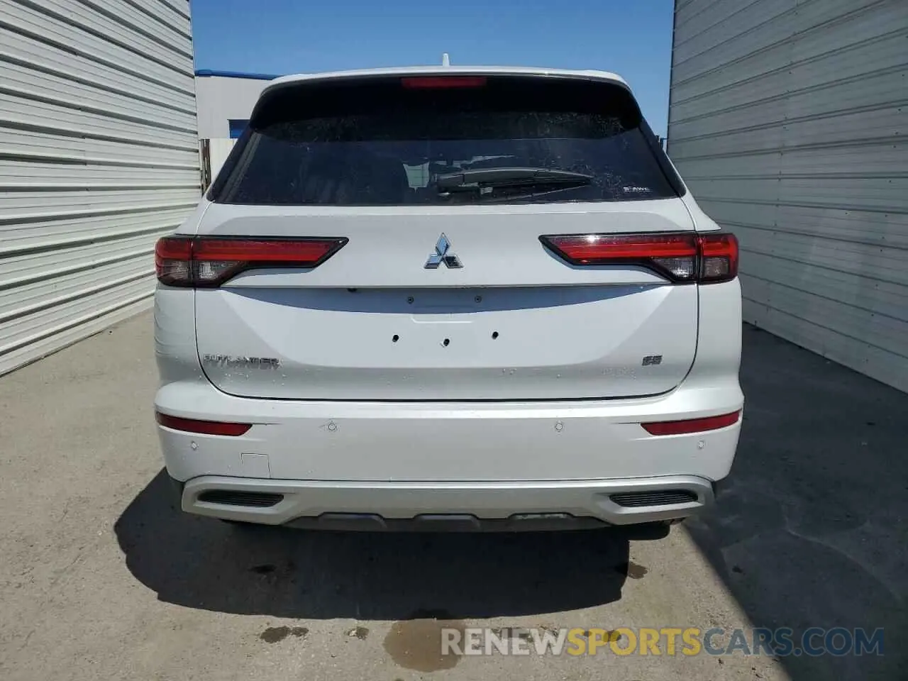 6 Photograph of a damaged car JA4J4VA84RZ082019 MITSUBISHI OUTLANDER 2024