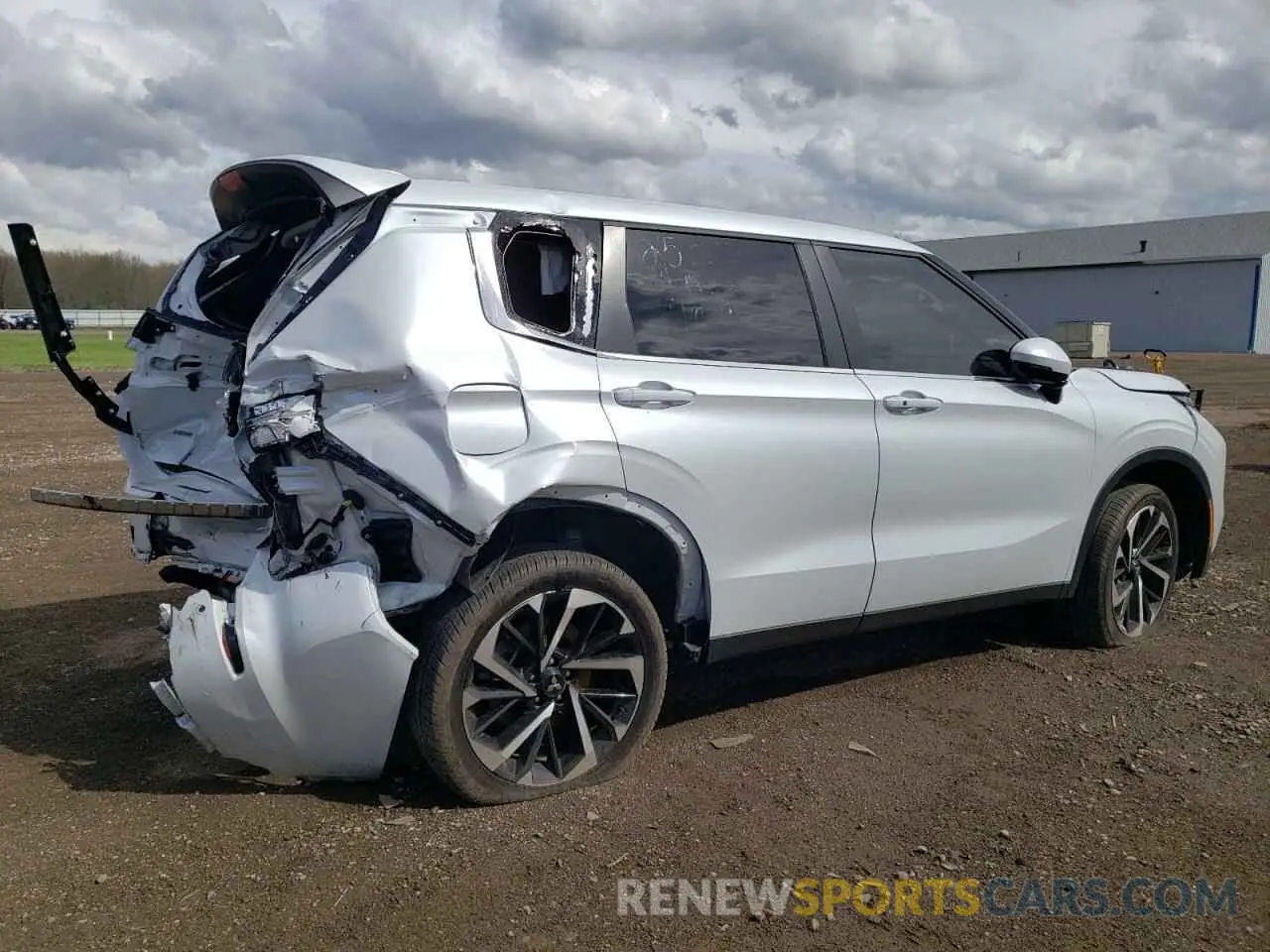 3 Photograph of a damaged car JA4J4VA84RZ083669 MITSUBISHI OUTLANDER 2024