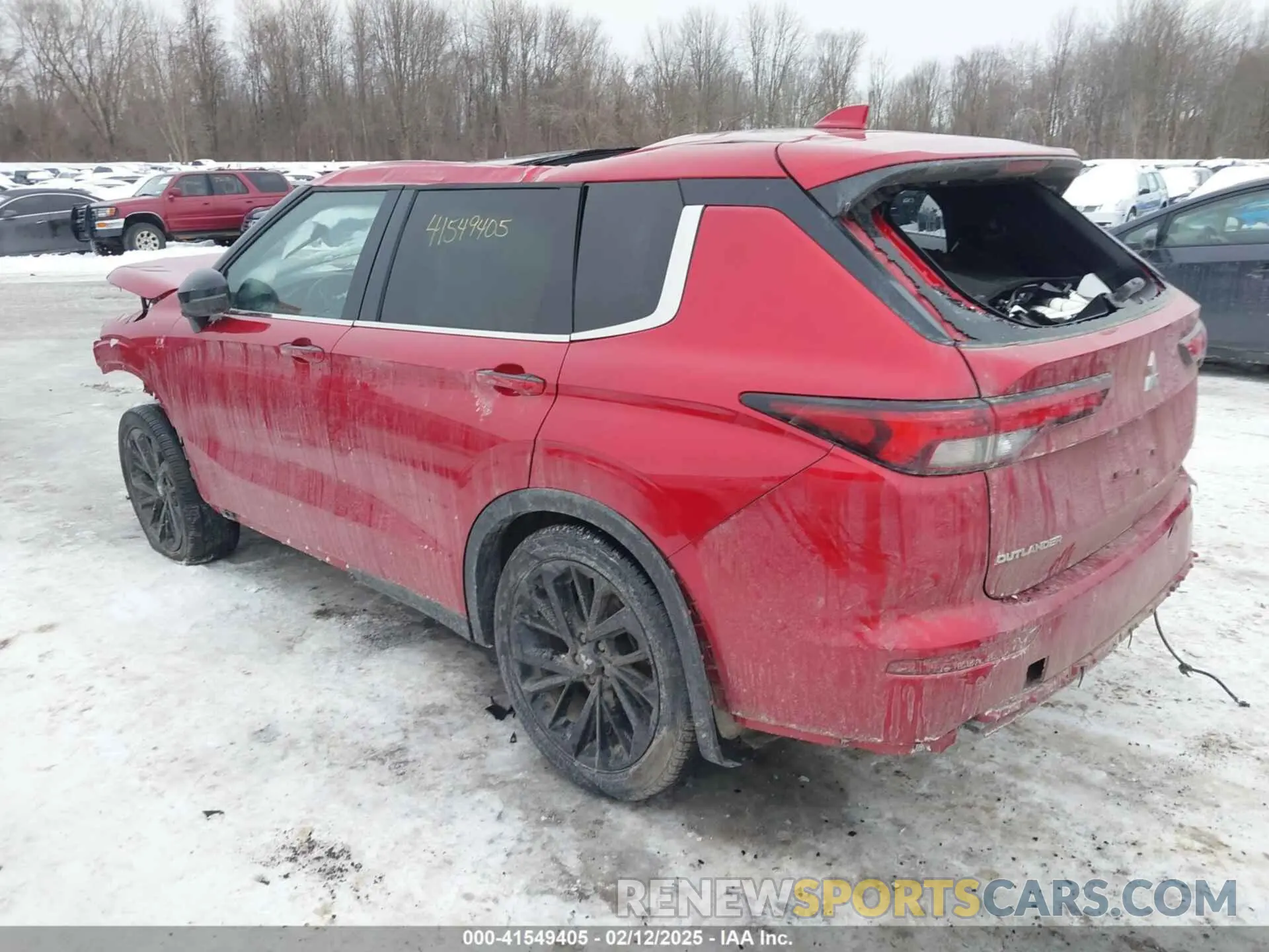 3 Фотография поврежденного автомобиля JA4J4VA85RZ054990 MITSUBISHI OUTLANDER 2024