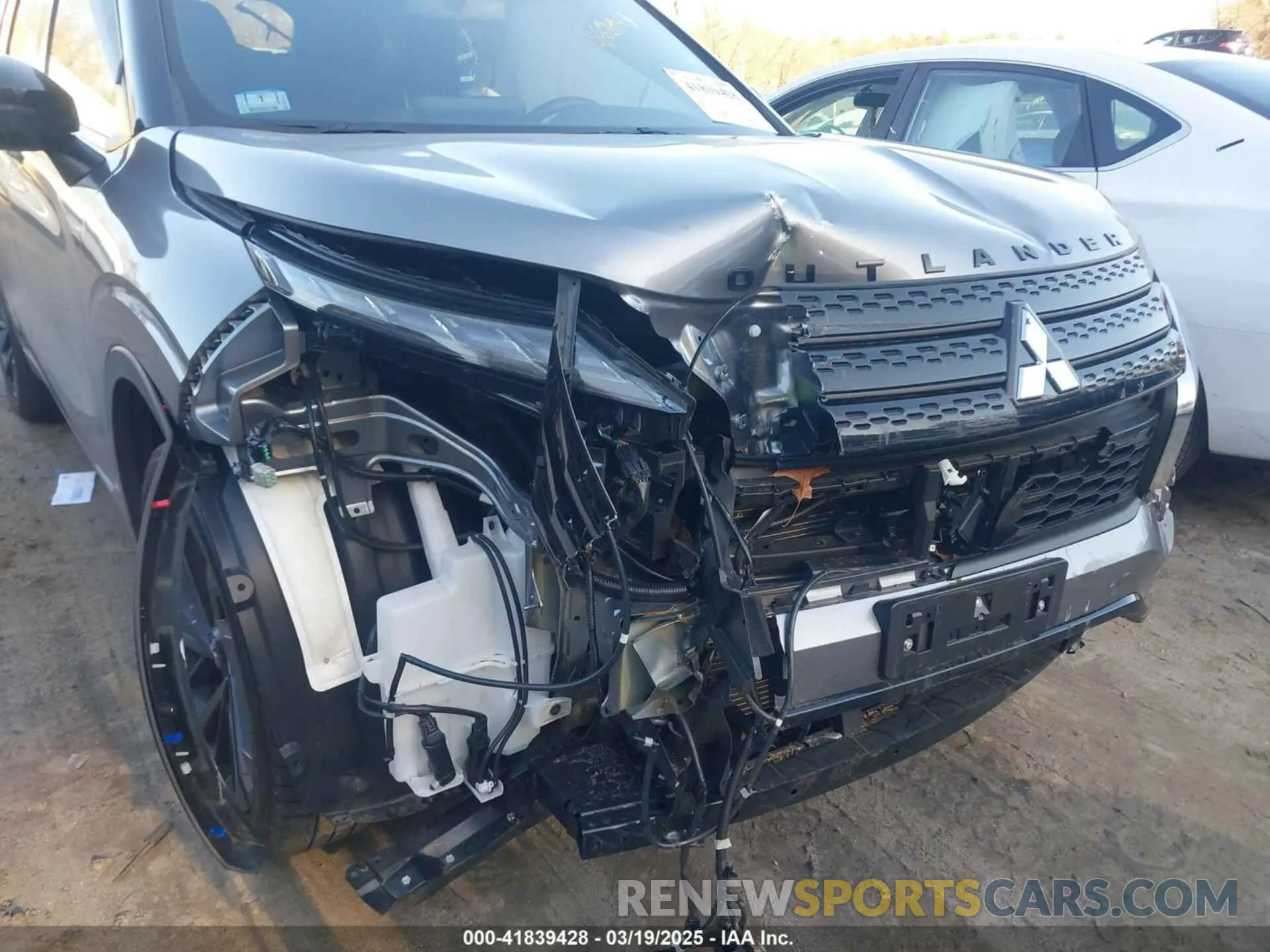 6 Photograph of a damaged car JA4J4VA86RZ035493 MITSUBISHI OUTLANDER 2024