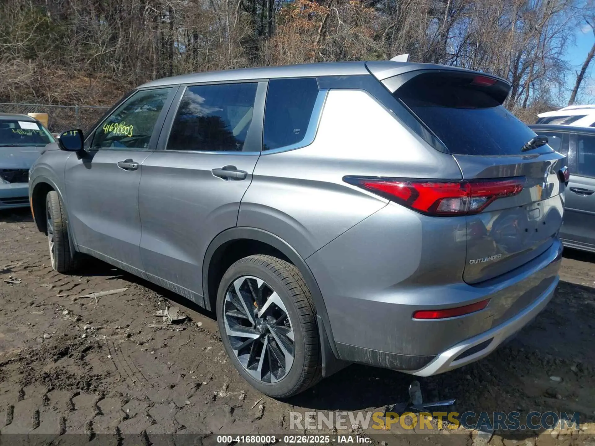 3 Фотография поврежденного автомобиля JA4J4VA87RZ012787 MITSUBISHI OUTLANDER 2024