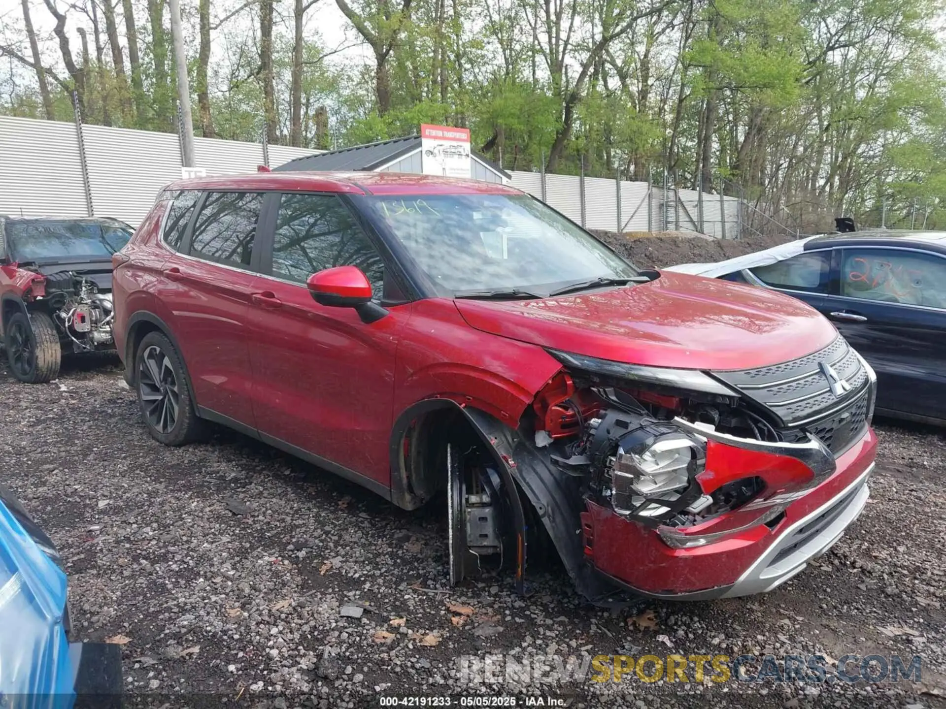 1 Фотография поврежденного автомобиля JA4J4VA87RZ052447 MITSUBISHI OUTLANDER 2024