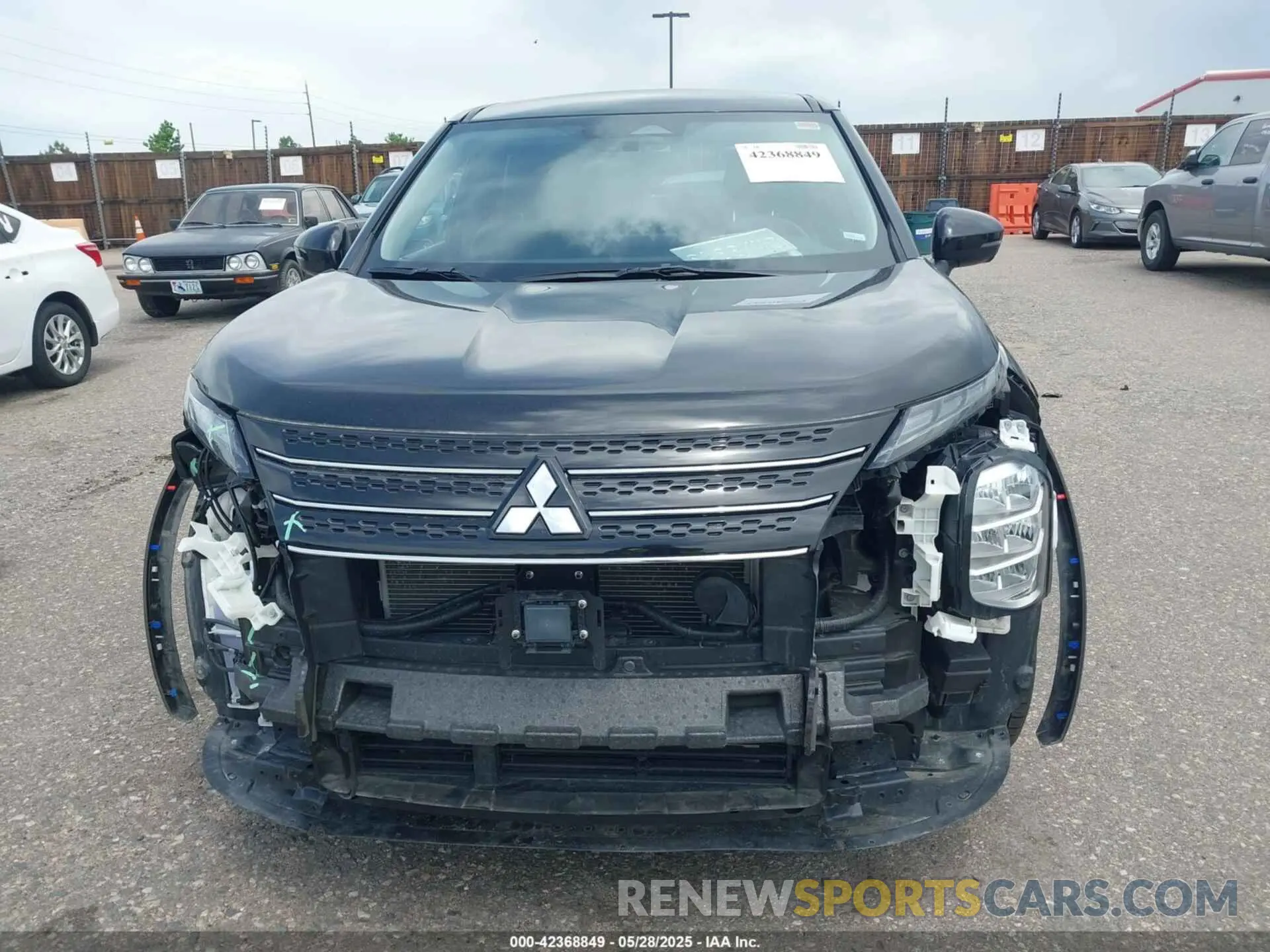 13 Фотография поврежденного автомобиля JA4J4VA87RZ077364 MITSUBISHI OUTLANDER 2024