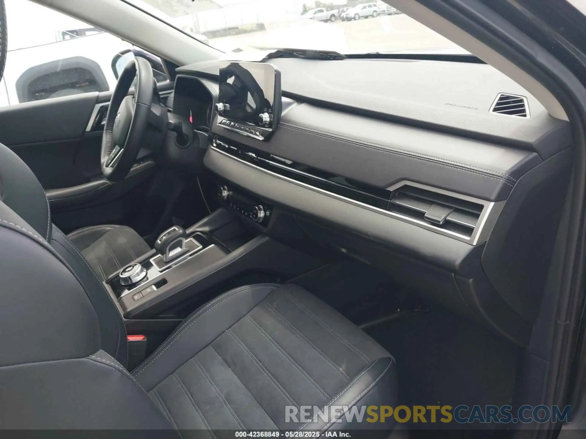 5 Фотография поврежденного автомобиля JA4J4VA87RZ077364 MITSUBISHI OUTLANDER 2024